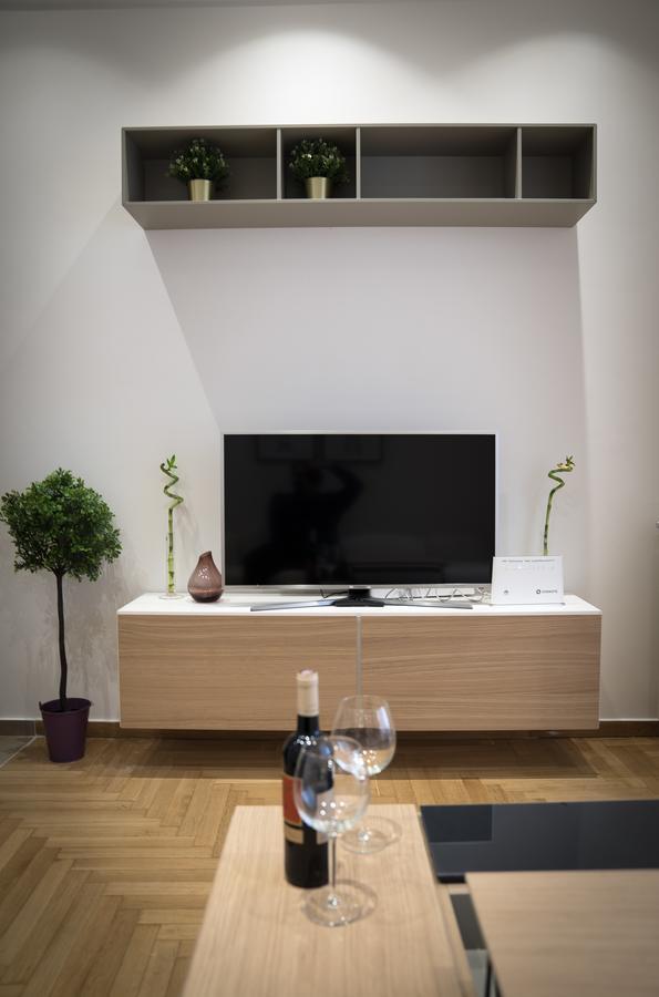 Hiend 4Th Floor 1Bdr Apartment Атина Екстериор снимка